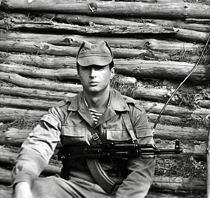 Александр Сладков: Генерал Роман Кутузов молодые годы, комкор погибший на СВО, похоронен на главном воинском кладбище в Мытищах