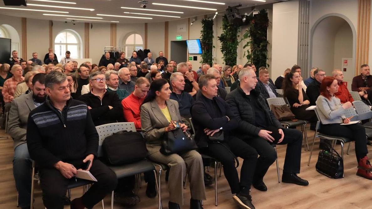 Заместитель начальника управления по надзору за исполнением федерального законодательства прокуратуры Санкт-Петербурга Екатерина Носёнок в Центральной городской публичной библиотеке имени В.В. Маяковского обсудила с... Заместитель начальника управления по надзору за исполнением федерального законодательства прокуратуры Санкт-Петербурга Екатерина Носёнок в Центральной городской публичной библиотеке имени В.В. Маяковского обсудила с...