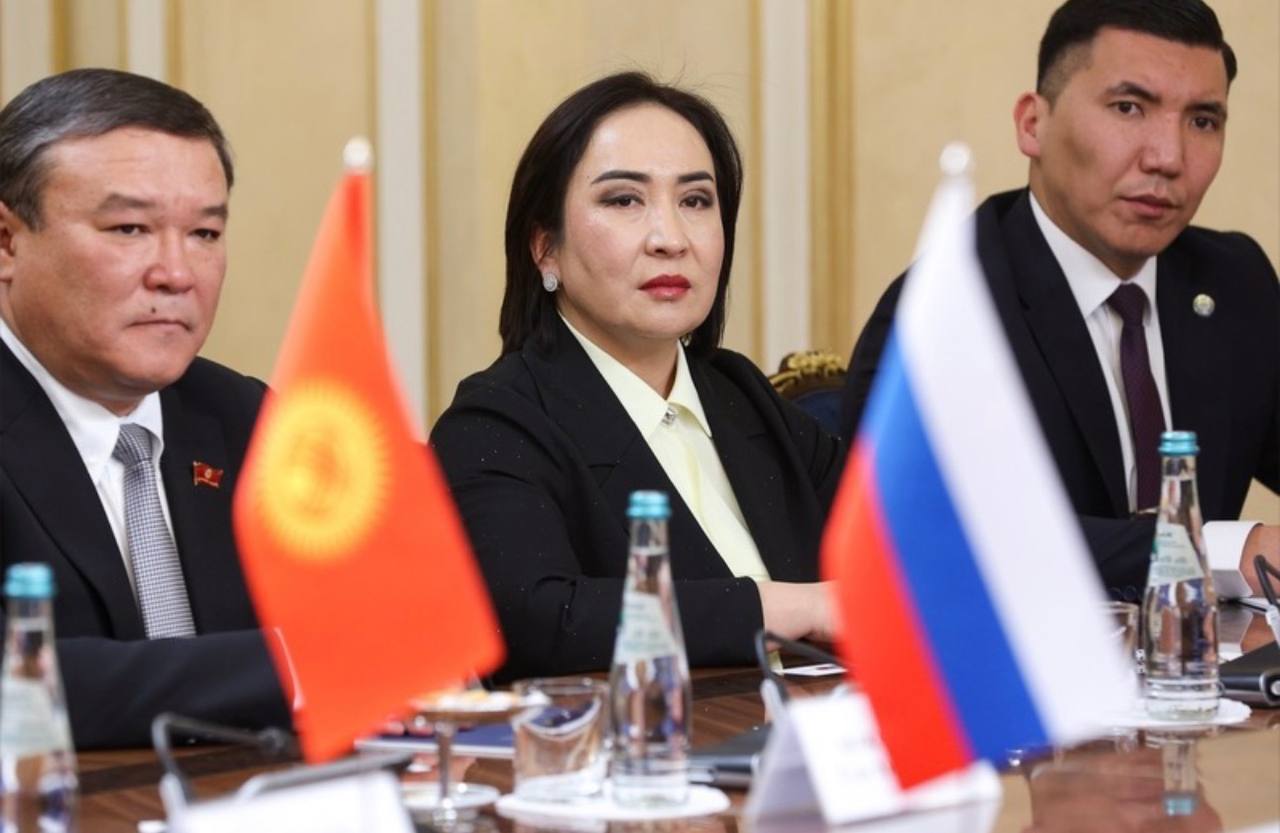 Игорь Кастюкевич: Председатель Совета Федерации Валентина Матвиенко провела встречу с Председателем Жогорку Кенеша Киргизской Республики Марленом Маматалиевым Игорь Кастюкевич: Председатель Совета Федерации Валентина Матвиенко провела встречу с Председателем Жогорку Кенеша Киргизской Республики Марленом Маматалиевым