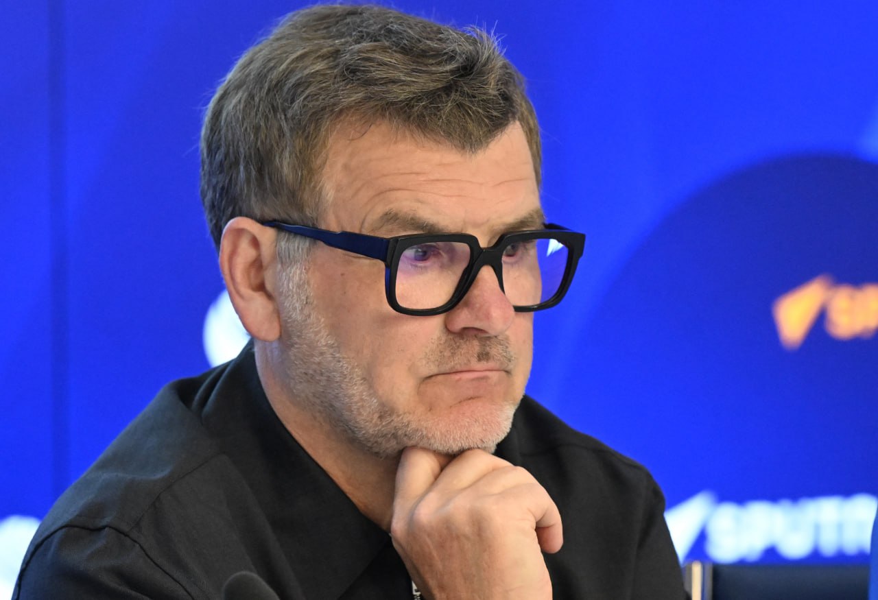 ВЦИОМ и ФОМ: Абсолютное лидерство «Единой России» и борьба трёх за право быть вторыми ВЦИОМ и ФОМ: Абсолютное лидерство «Единой России» и борьба трёх за право быть вторыми