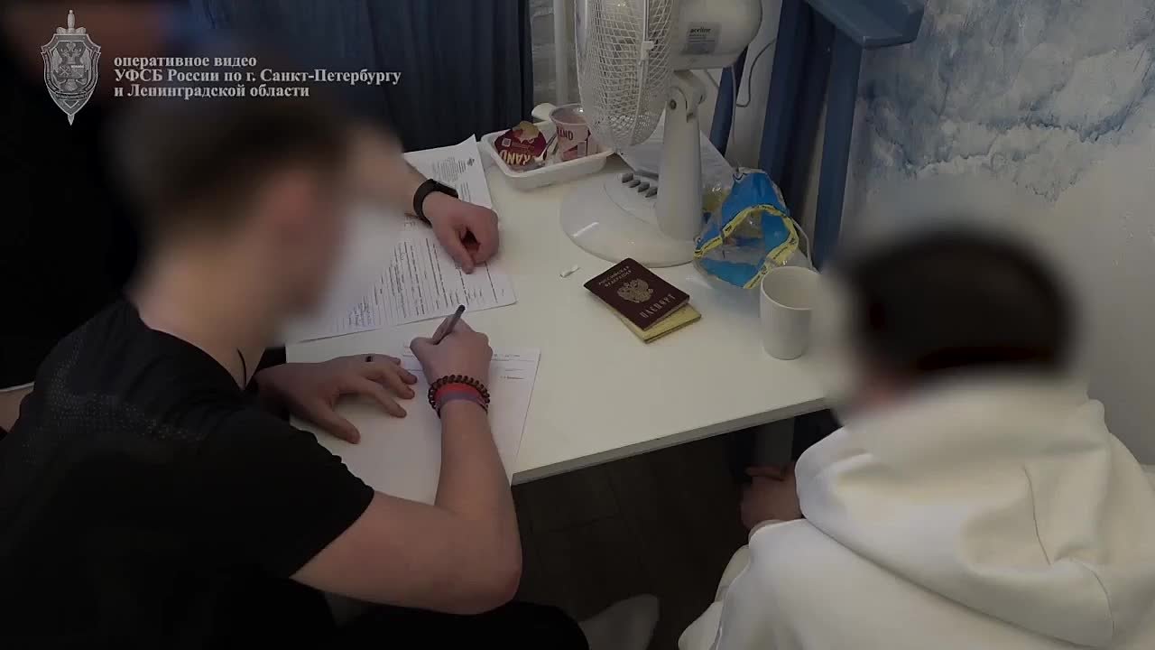 ФСБ и полиция пришли к юным айтишникам на Васильевском острове