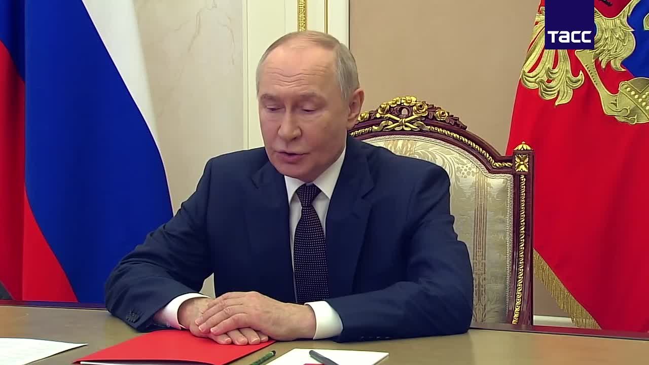 Два майора: 27 марта Верховный в режиме видеоконференции провёл оперативное совещание с постоянными членами Совета Безопасности