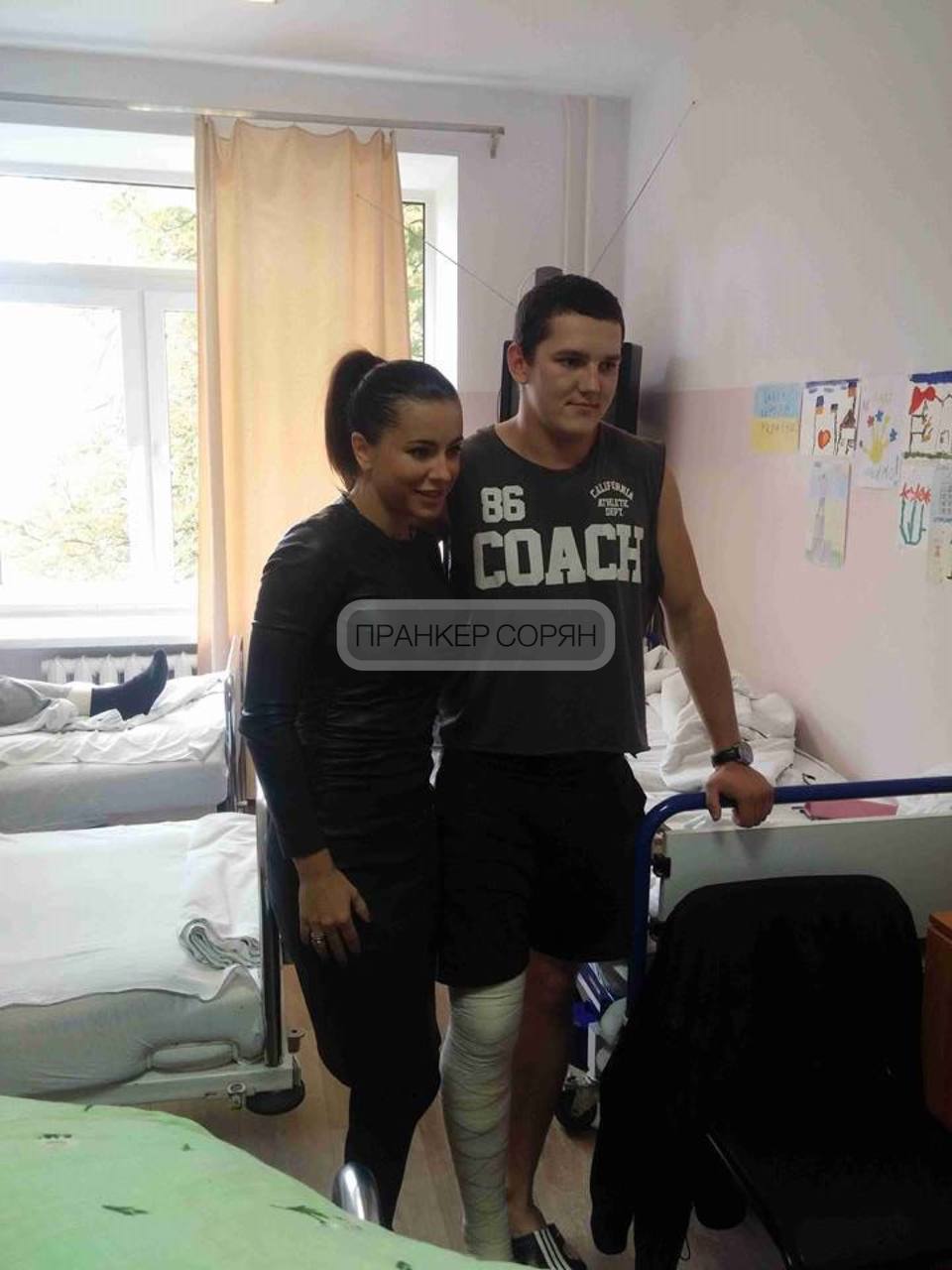 Часто видим в комментариях разных «сеточек» как полоскают кости товарищу Соряну, человеку, который следит за каждым релокантом, постоянно вскрывая эти уехавшие гнойники! Часто видим в комментариях разных «сеточек» как полоскают кости товарищу Соряну, человеку, который следит за каждым релокантом, постоянно вскрывая эти уехавшие гнойники!