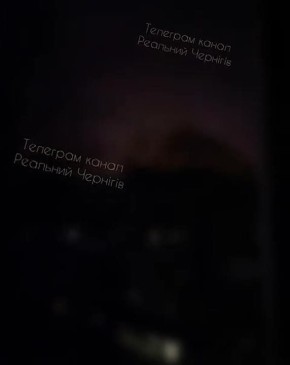 Кадры ночных ударов по железнодорожному вокзалу в Чернигове