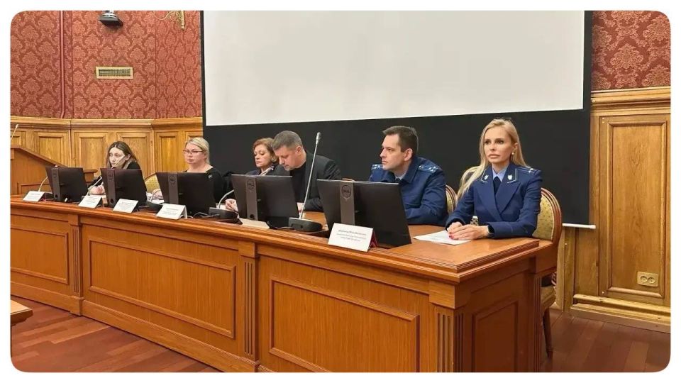 Прокуратура Петроградского района г. Санкт-Петербурга приняла участие в работе комиссии по делам несовершеннолетних и защите их прав