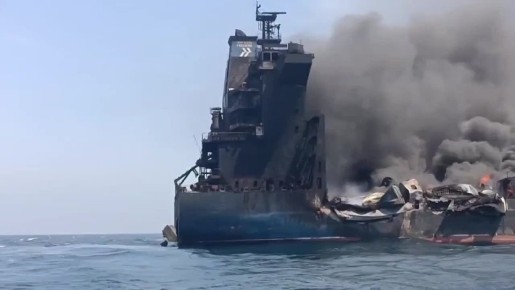 Плыть через Ормузский пролив можно, но не долго