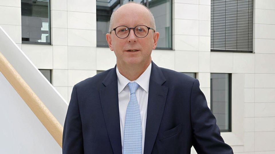 ������ �� ������. �� ����� ����� ������� �������� ��������� �������� � ���������� �������� �������� ������� � ������� CEO ��������� ������ �� ���������