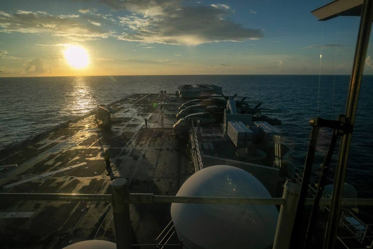 Два майора: США перебросили 3500 морпехов и моряков к берегам Ирана, — Центральное командование США Два майора: США перебросили 3500 морпехов и моряков к берегам Ирана, — Центральное командование США