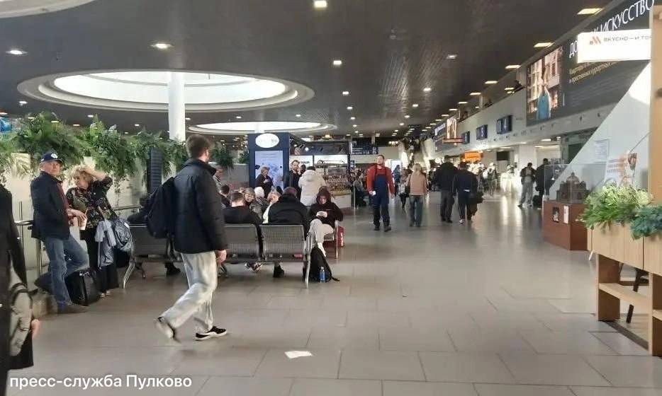 25 рейсов задержаны в Пулково 25 рейсов задержаны в Пулково
