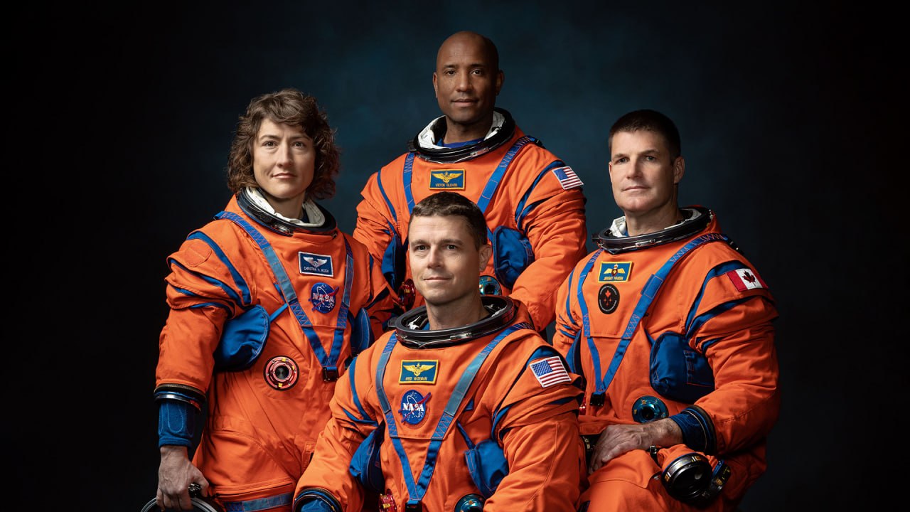 Прости Юра, мы опять опоздали!