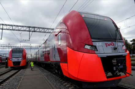 Тактовое движение электричек между Петербургом и Гатчиной запустят 6 апреля, сообщили в администрации Ленобласти