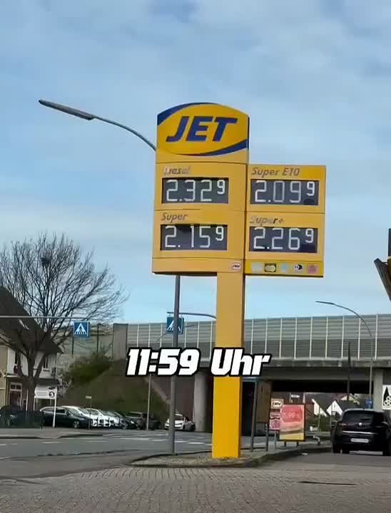 Раньше Германия славилась стабильностью, а теперь у немцев стабильно только одно — ежедневный новый ценник на топливо