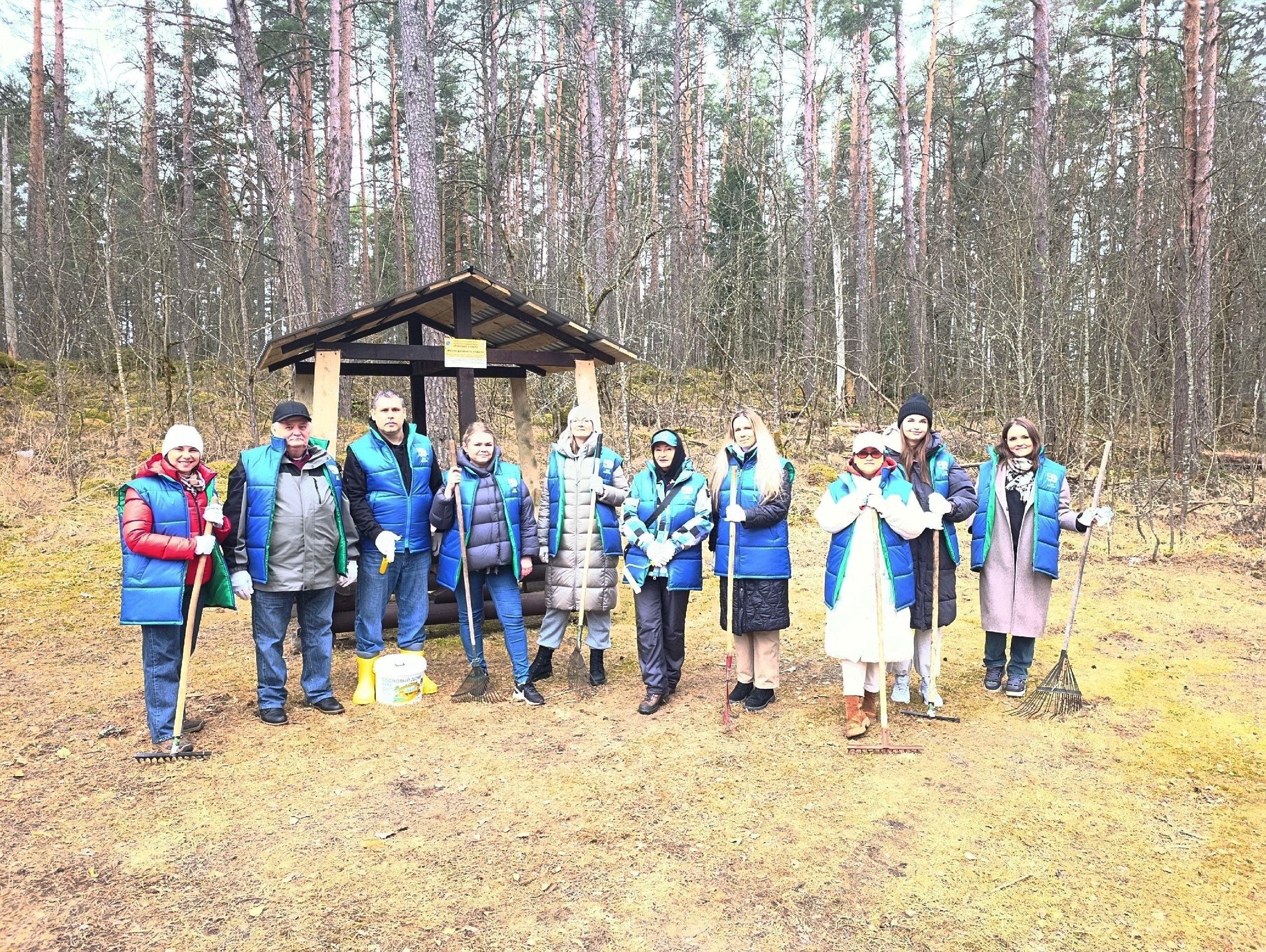 В заказнике «Раковые озера» провели первый субботник 2026 года В заказнике «Раковые озера» провели первый субботник 2026 года