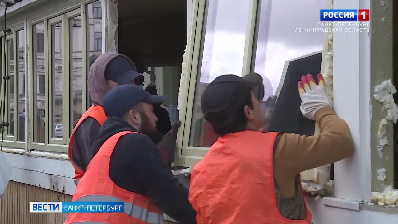 На Казанской улице снесли нелегальную веранду ресторана