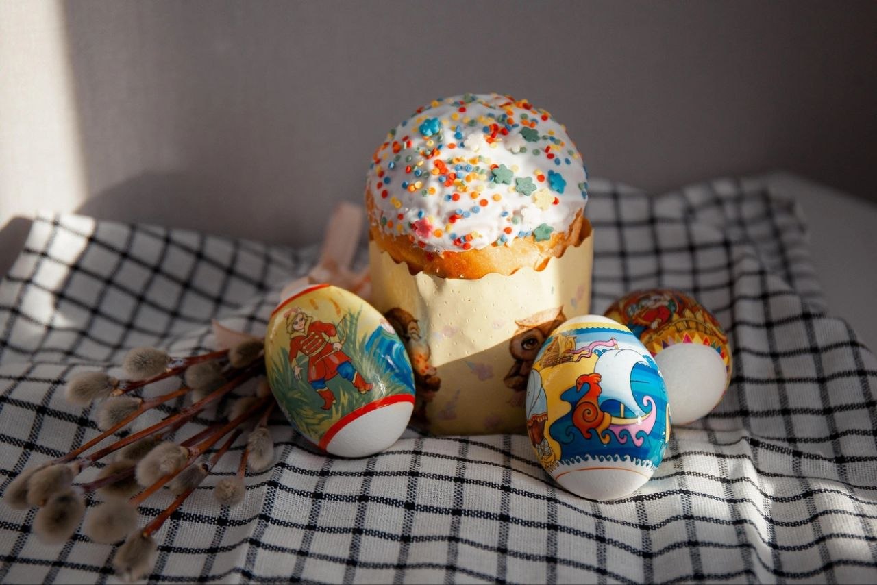 Кулич в 2025 году обойдется россиянам в среднем в 644 рубля, что на 3% дешевле, чем год назад