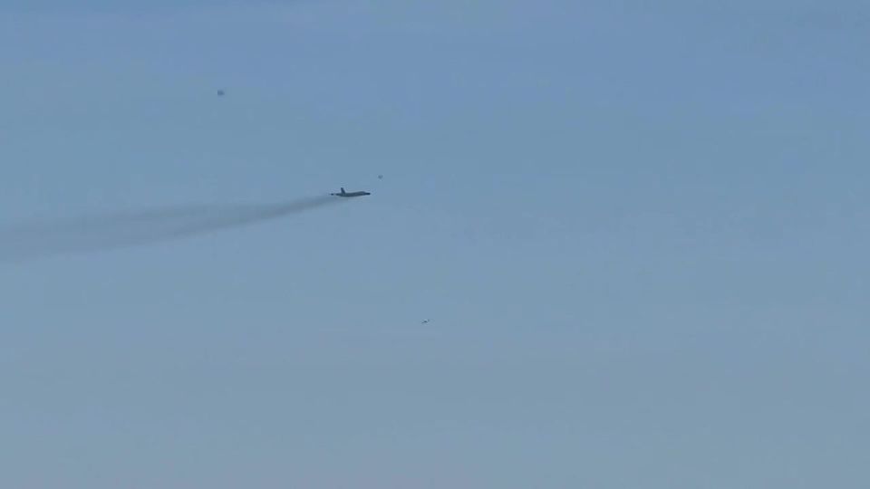 ���� ��������: ������������ ��������������� B-52 �������� � ������� ����� � ���� ��� ������� � ��������������