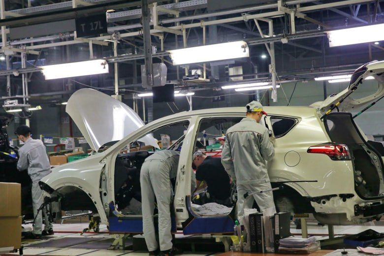 1 � ���������� ������������ ����� Toyota