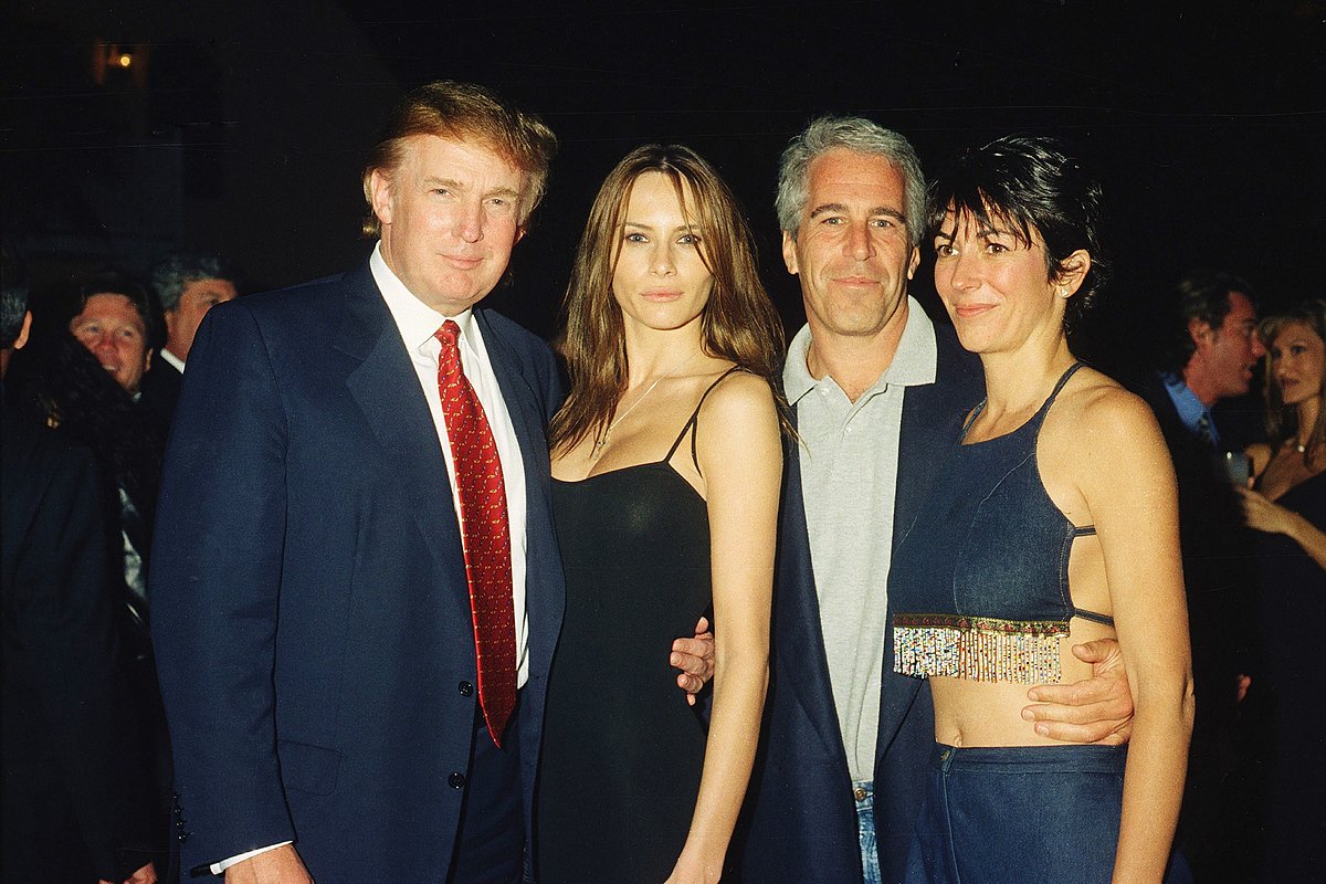 «Я не жертва Эпштейна»: Мелания Трамп открестилась от дружбы с главным педофилом Америки «Я не жертва Эпштейна»: Мелания Трамп открестилась от дружбы с главным педофилом Америки