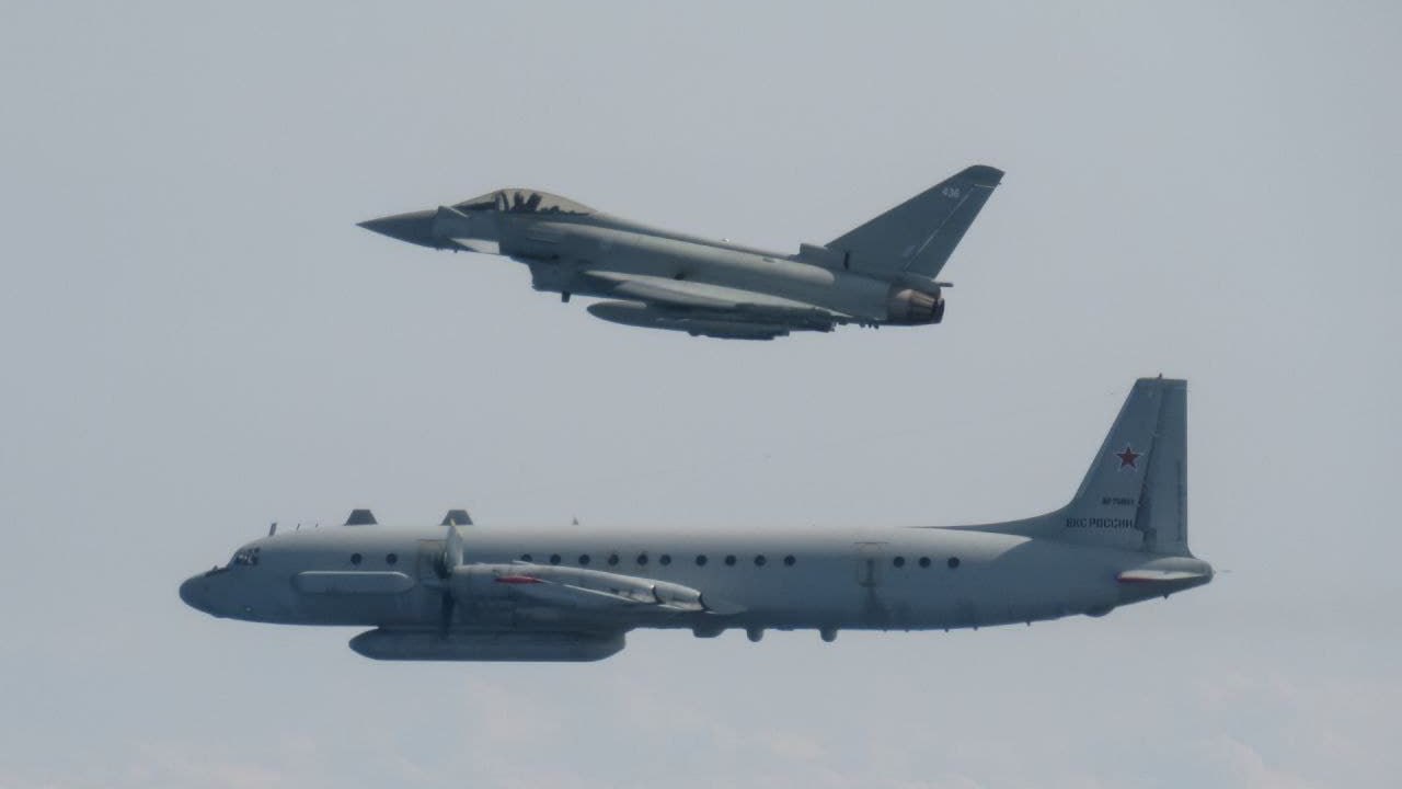 Испугались на всякий случай: Два польских истребителя подняли в воздух из-за русского Ил-20