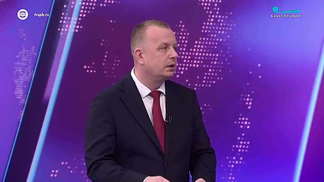 С этого года родители могут отправить отложенное заявление в первый класс через Госуслуги, чтобы упростить подачу