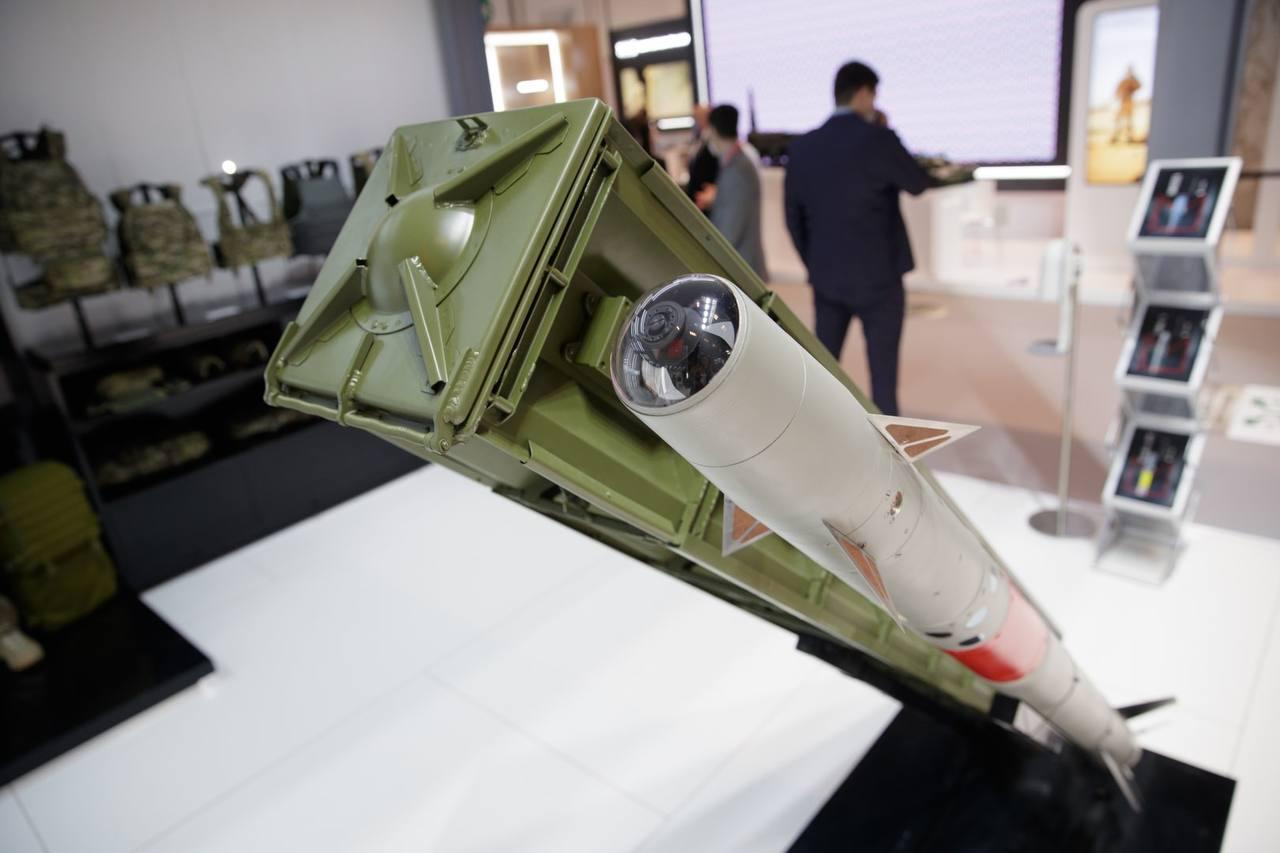 «Стрелы» снова в тренде?. В концерне «Калашников» заявили, что отгрузили очередную партию зенитных управляемых ракет 9М333 для ЗРК «Стрела-10» в адрес государственного заказчика в рамках контрактных обязательств на 2026 год «Стрелы» снова в тренде?. В концерне «Калашников» заявили, что отгрузили очередную партию зенитных управляемых ракет 9М333 для ЗРК «Стрела-10» в адрес государственного заказчика в рамках контрактных обязательств на 2026 год