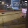 Люк вышел из чата асфальта с корнем на Московском шоссе
