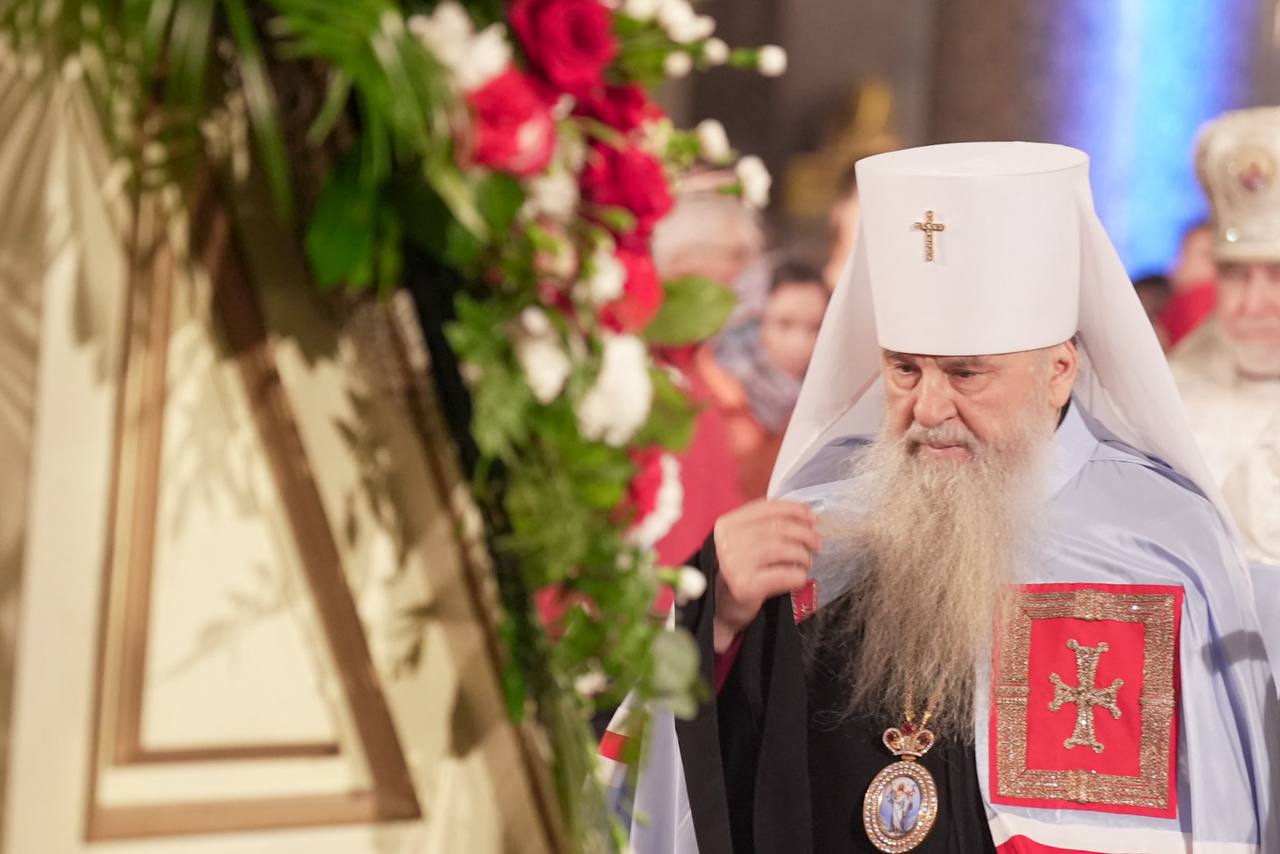 Всех православных поздравляю со Светлым Христовым Воскресением!