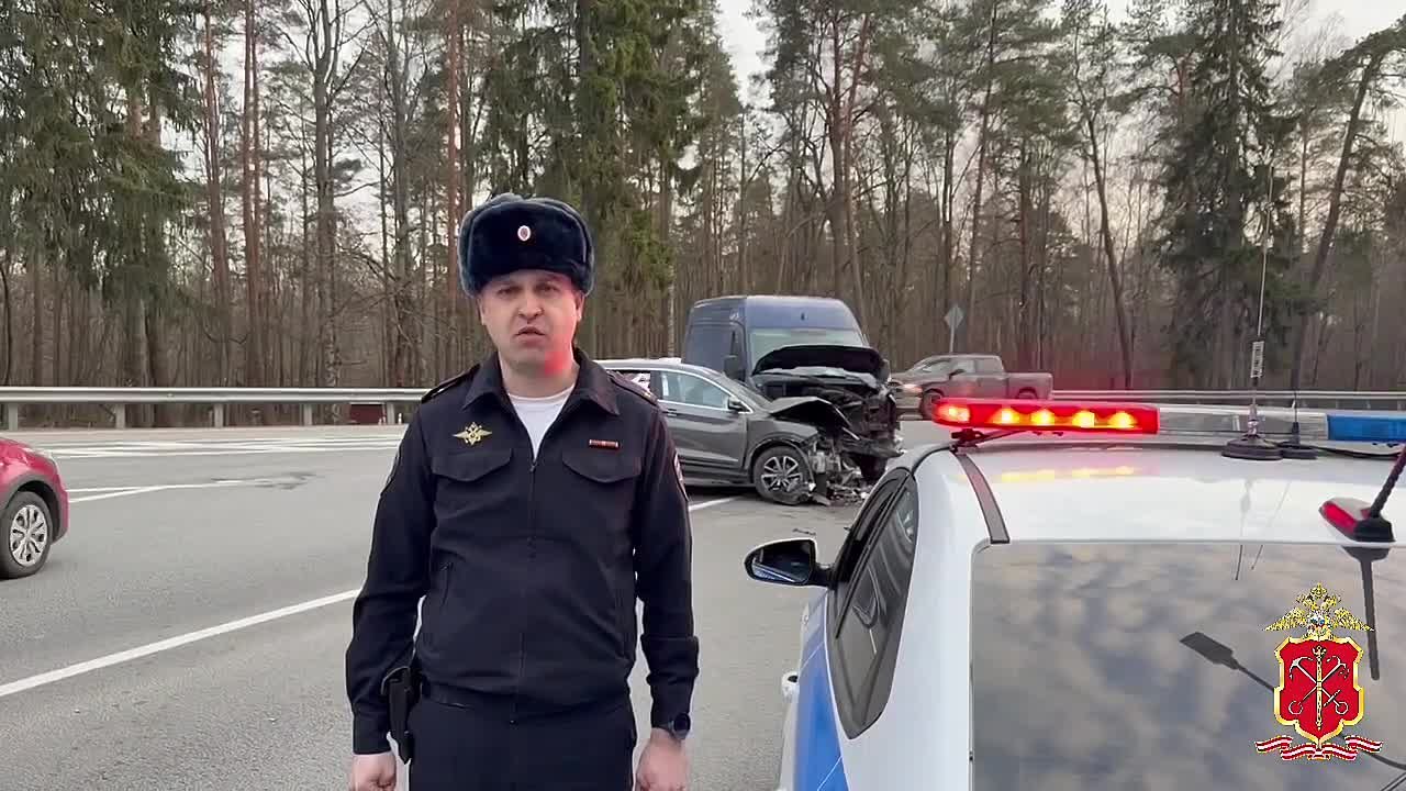 Полиция Курортного района проводит проверку по факту аварии в Зеленогорске