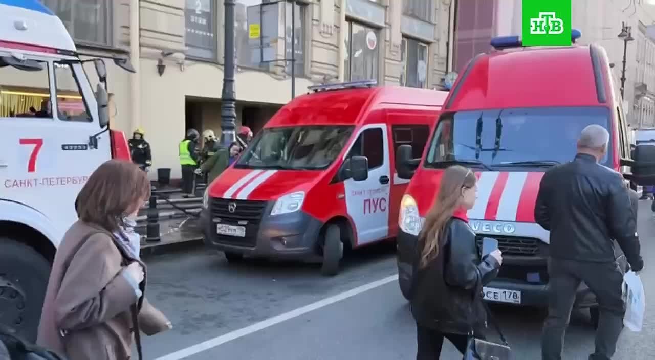 При тушении пожара на Невском проспекте, 65 пострадал культурный центр Елены Образцовой