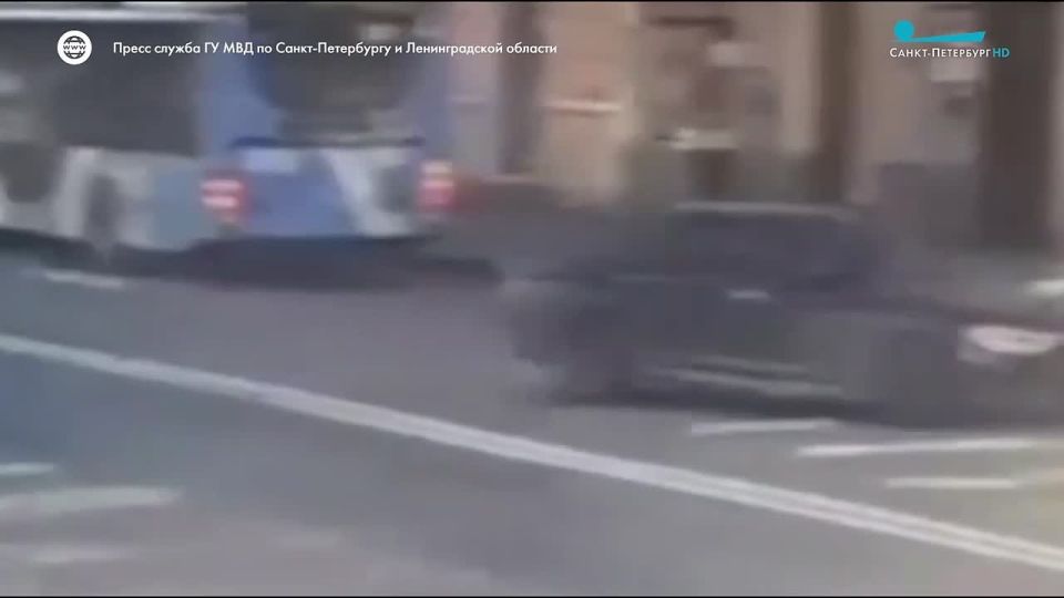 �������� "BMW" � ������ ������ �� �������� �� ��������� � ������� � ����� ������������
