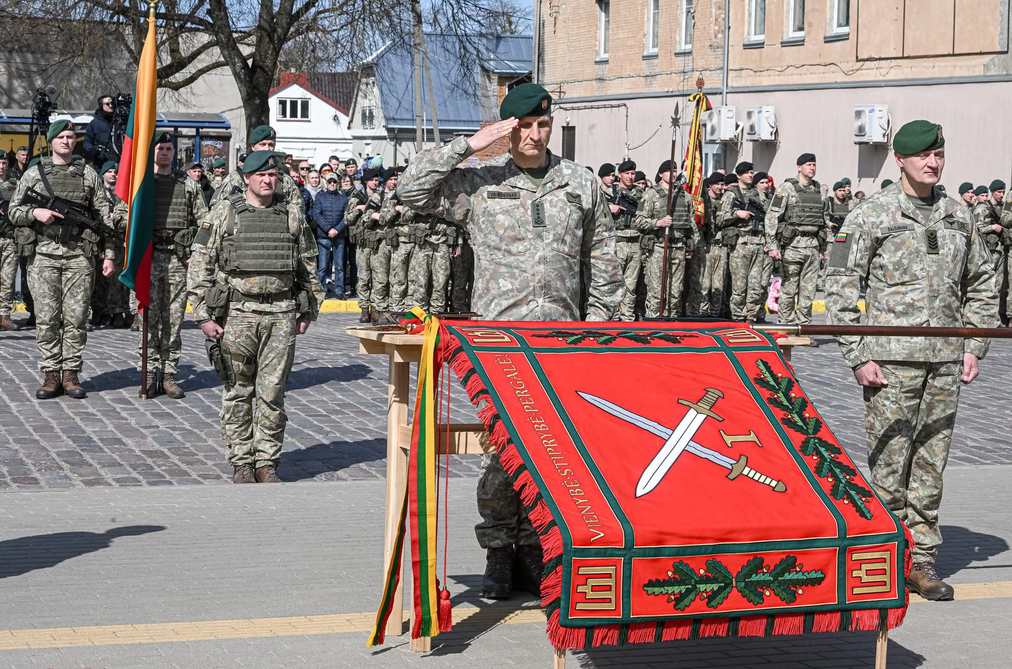 Два майора: Первая (и единственная) дивизия Литвы интегрирована в командную структуру НАТО