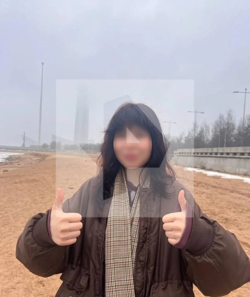 Петербургская блогерша опубликовала фото с куличом и секс-игрушкой