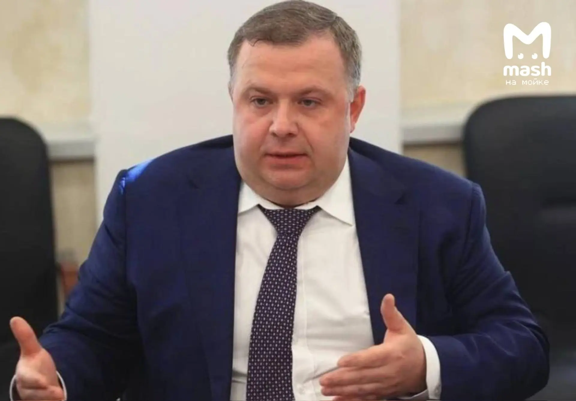 25 миллионов рублей плюс стопки валюты ещё почти на четыре миллиона изымут в счёт государства у экс-зампреда Комтранса Рената Ягудина и его жены