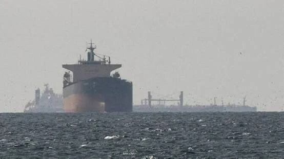 Олег Царёв: Wall Street Journal пишет, что ВМФ США перехватил за сутки восемь танкеров, вышедших из иранских портов и пытавшихся пройти через Ормузский пролив