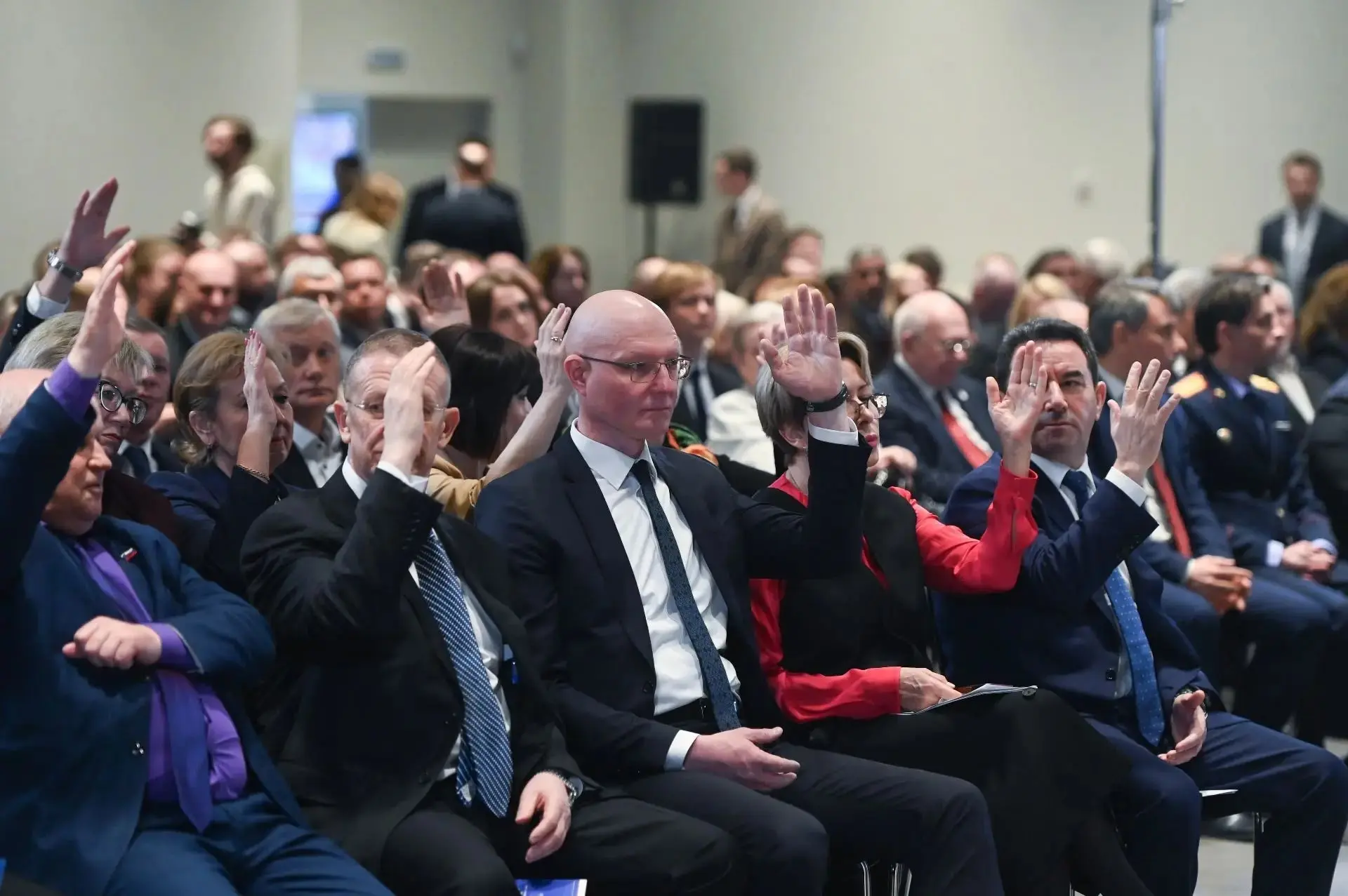 Губернатор Александр Дрозденко представил отчёт о работе Правительства Ленобласти за 2025 год Губернатор Александр Дрозденко представил отчёт о работе Правительства Ленобласти за 2025 год