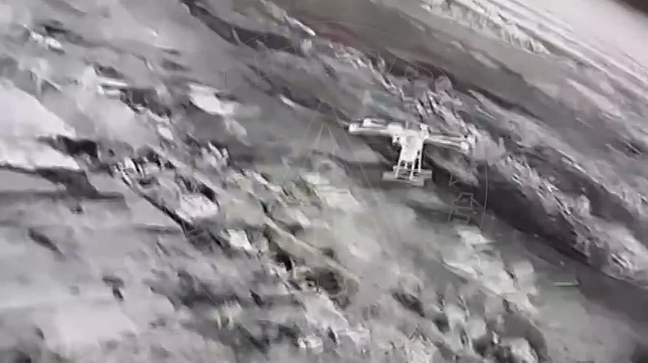 Отряд «Анвар» вскрывает укропские укрепления как консервы — бандеровцы даже не поняли, что умерли!