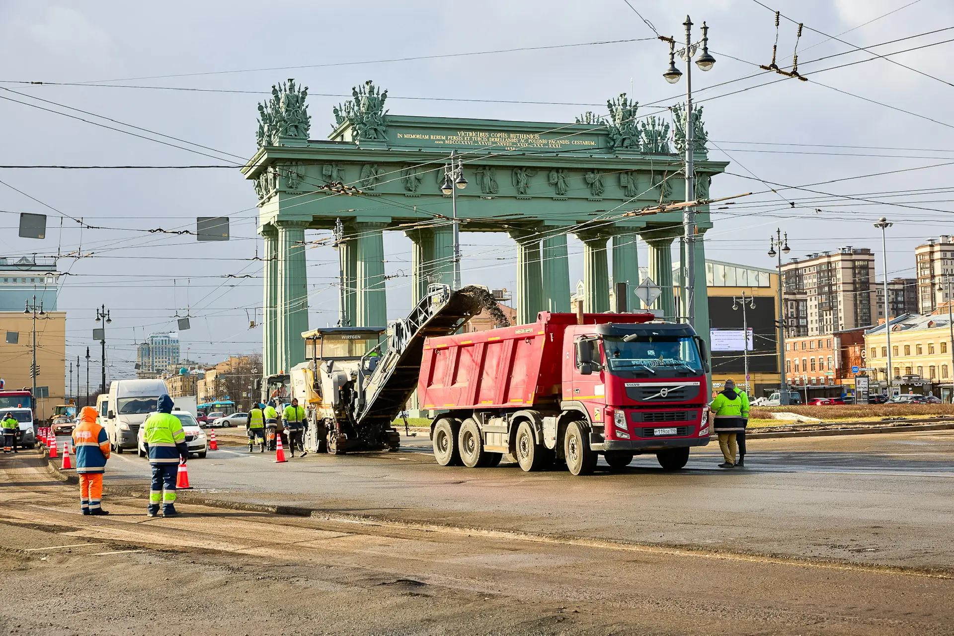 Александр Беглов: В 2026 году отремонтируем 2,8 млн кв. м дорог Александр Беглов: В 2026 году отремонтируем 2,8 млн кв. м дорог