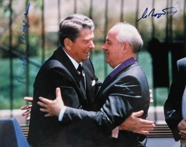 Слово Ректора. Нам не нужен «мир во всём мире» без России Неужели вы думаете, что те люди, которые привели Горбачёва к власти и стали бенефициарами развала Советского Союза и прихода капитализма в Россию, были безыдейными?...