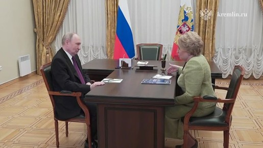 ����� � ���� ������� ������� � �����-��������� ���������� � ������������� ������ ��������� ���������