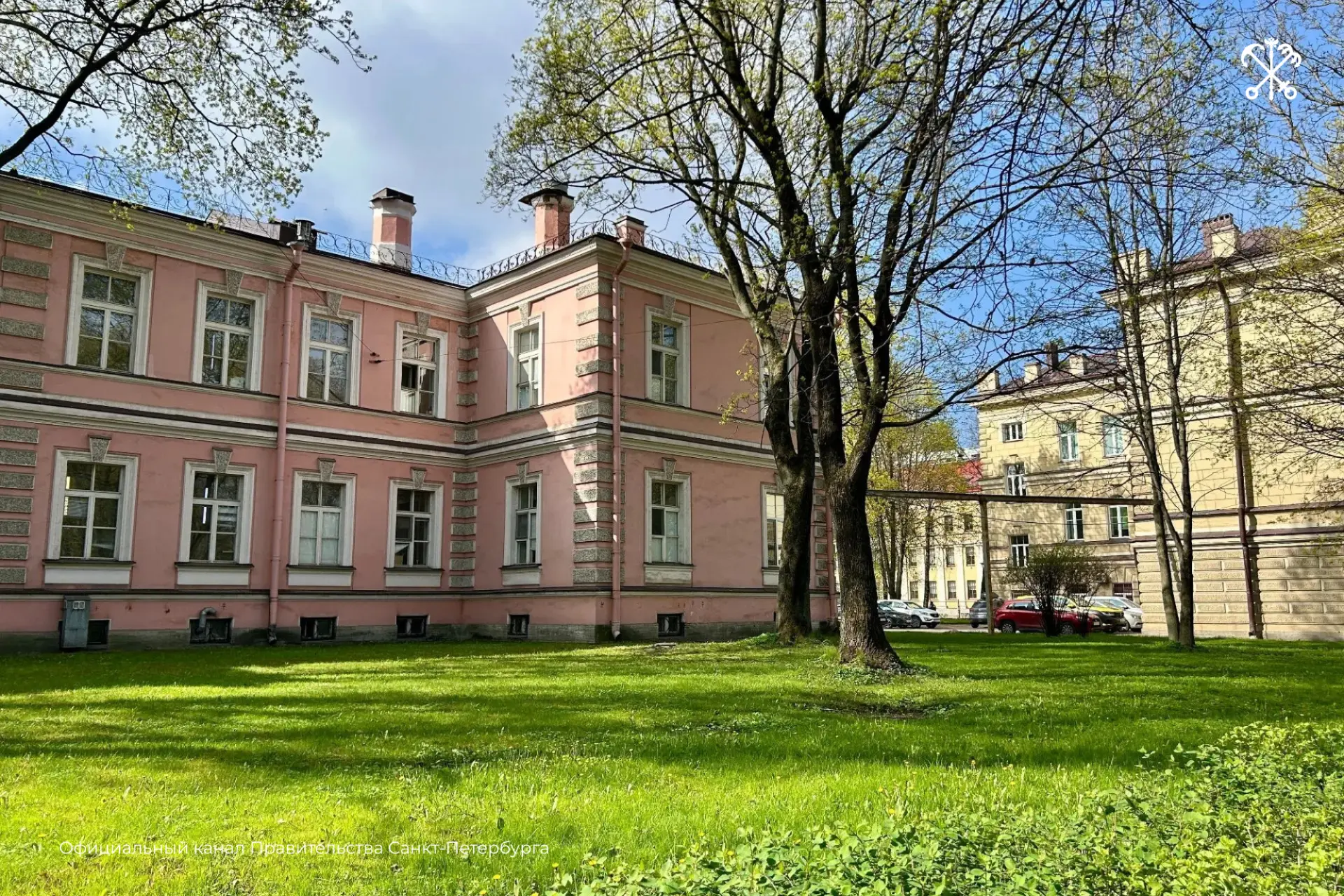 Комплекс зданий Клинического института Великой княгини Елены Павловны — СЗГМУ им. И. И. Мечникова — признан памятником регионального значения Комплекс зданий Клинического института Великой княгини Елены Павловны — СЗГМУ им. И. И. Мечникова — признан памятником регионального значения