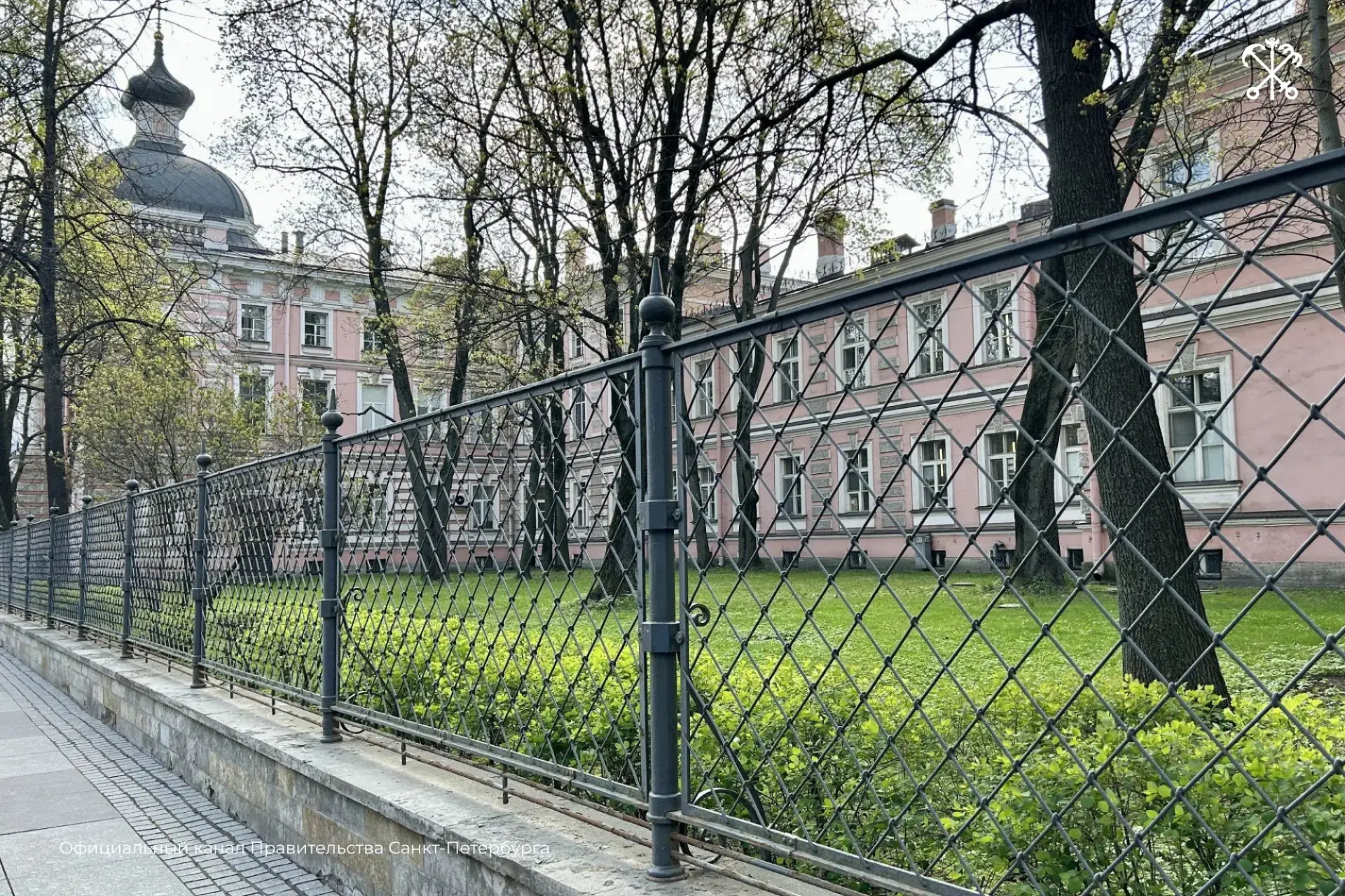 Комплекс зданий Клинического института Великой княгини Елены Павловны — СЗГМУ им. И. И. Мечникова — признан памятником регионального значения Комплекс зданий Клинического института Великой княгини Елены Павловны — СЗГМУ им. И. И. Мечникова — признан памятником регионального значения
