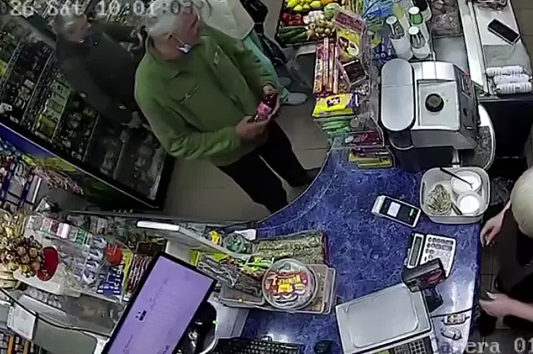 Красивое видео, друзья) Пророссийские хакеры взломали системы оповещения и видеонаблюдения в украинских торговых центрах