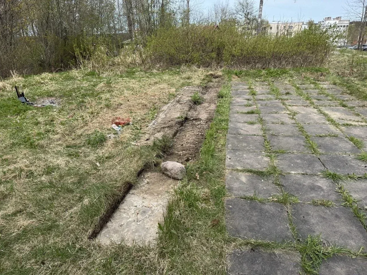 Минус очередной финский памятник с подвохом Минус очередной финский памятник с подвохом