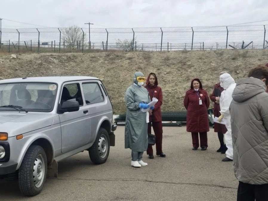 Продолжаем принимать участие в межведомственных учениях по предотвращению распространения опасных инфекций Продолжаем принимать участие в межведомственных учениях по предотвращению распространения опасных инфекций