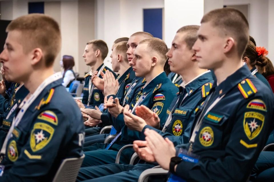 5 мая на площадке делового комплекса «Невская Ратуша» состоялся II Петербургский молодёжный форум общественной безопасности «Сигнал» 5 мая на площадке делового комплекса «Невская Ратуша» состоялся II Петербургский молодёжный форум общественной безопасности «Сигнал»