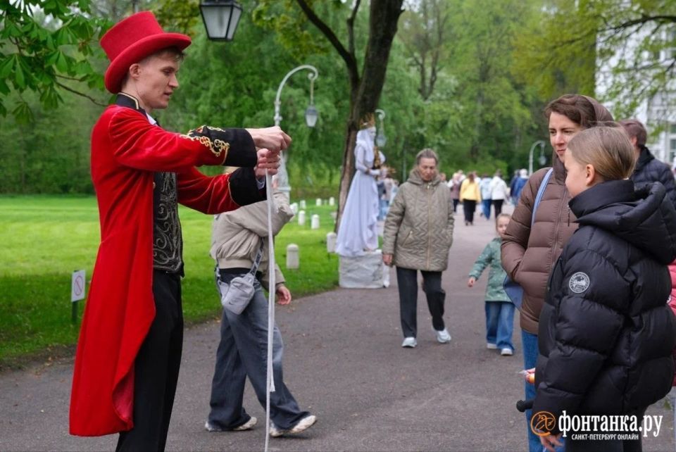 Такая красота сегодня, 16 мая, на фестивале тюльпанов на Елагином острове Такая красота сегодня, 16 мая, на фестивале тюльпанов на Елагином острове