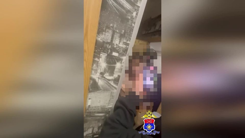 В Санкт-Петербурге сотрудниками транспортной полиции задержан несовершеннолетний, причастный к поджогу трансформаторной подстанции