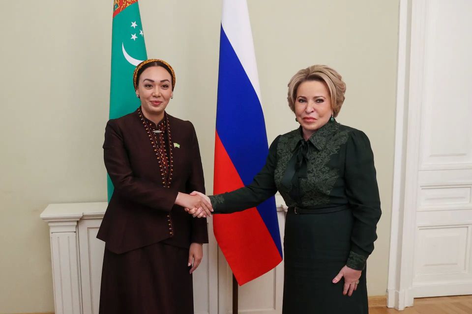 Председатель Совета Федерации, Председатель Совета МПА СНГ Валентина Матвиенко провела встречу с Председателем Меджлиса Туркменистана Дуньягозель Гулмановой Председатель Совета Федерации, Председатель Совета МПА СНГ Валентина Матвиенко провела встречу с Председателем Меджлиса Туркменистана Дуньягозель Гулмановой