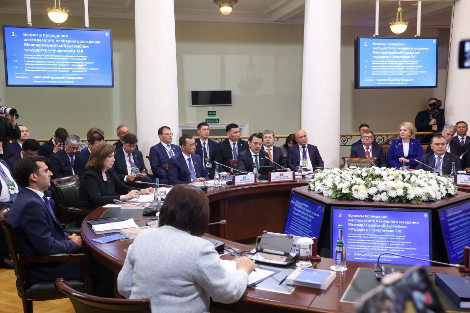 Валентина Матвиенко провела в Санкт-Петербурге заседание Совета МПА СНГ Валентина Матвиенко провела в Санкт-Петербурге заседание Совета МПА СНГ