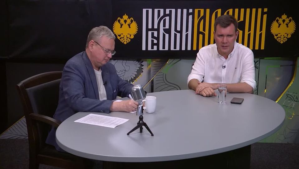 Валюта мечты: Крепка на бумаге, непредсказуема в жизни